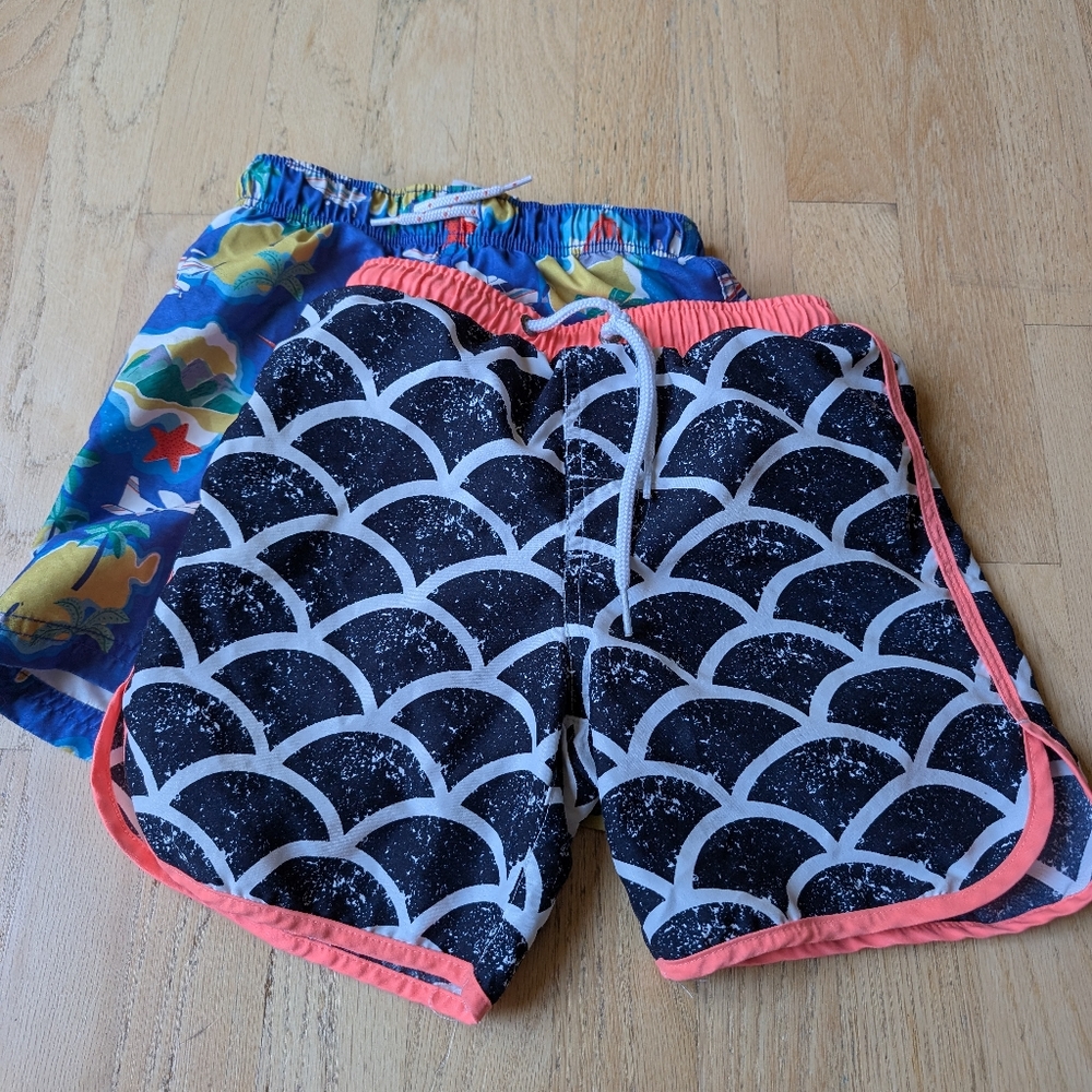 Mini Boden And Snapper Rock swim trunks Bundle  Size 5-6